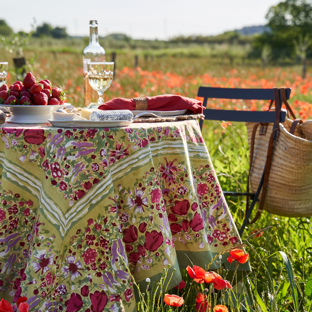 Outlet French Tablecloth Jardin Yellow, Blue & Vert, Retail $129