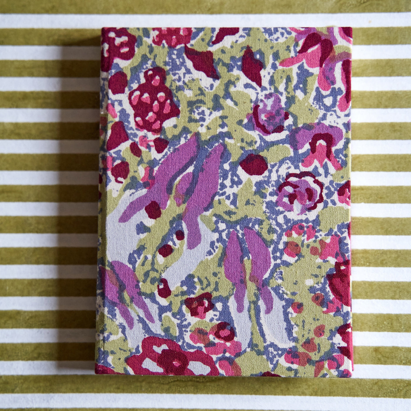 Jardin Red & Grey Journal